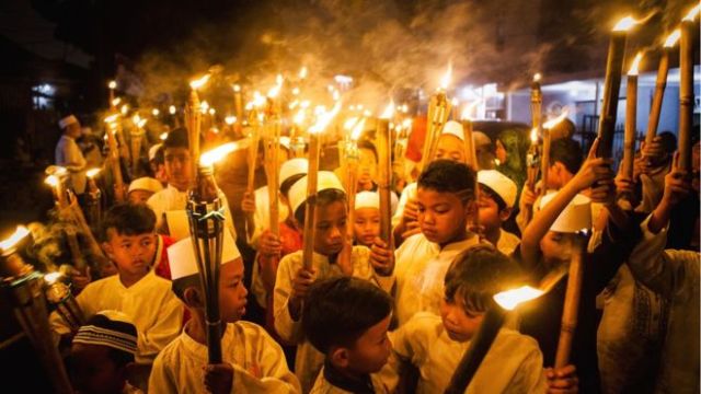 Pawai Ramadan yang Harusnya Bawa Kedamaian, Justru Penuh Anak-anak Berteriak 'Bunuh Ahok'. Gawat Sih