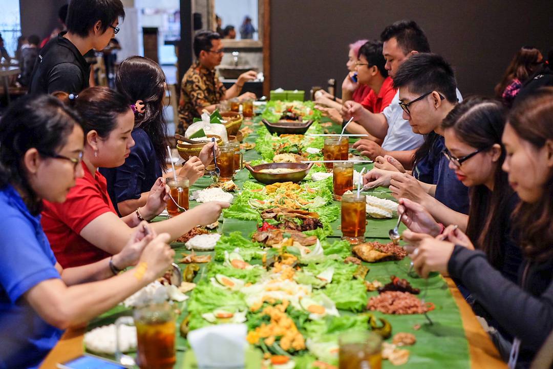 5 Tempat Makan A la Kembulan di Berbagai Kota. Pastikan Kamu Sudah Pernah Coba!