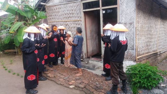 Organisasi Akatsuki di Dunia Nyata Ini Bagi-Bagi Zakat Fitrah di Bulan Puasa, Naruto Aja Kalah