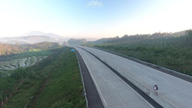 Deretan Foto Tol Salatiga yang Sangat Memanjakan Mata. Makin Sah Jadi Tol Terindah di Indonesia!