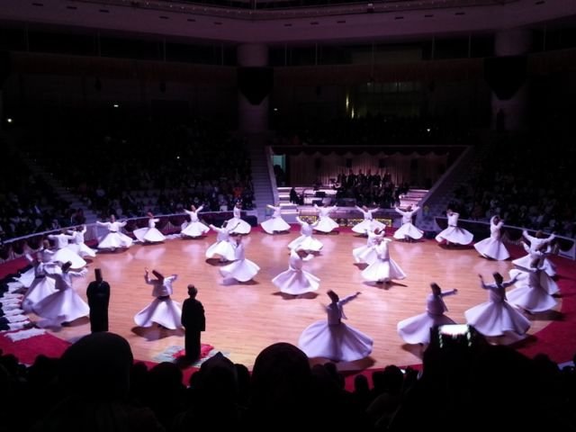 Serba-serbi Tarian Sufi. Tarian Religius yang Masih Kurang Dikenal Oleh Mayoritas Orang Indonesia