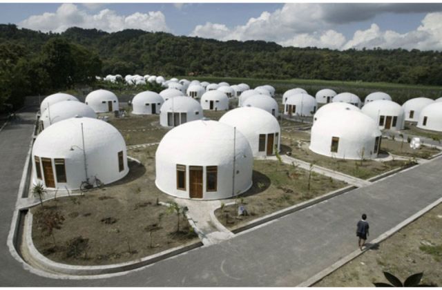 Rumah Domes Teletubbies di Prambanan Kini Berwarna-warni. Jadi Makin Hits dan Pengen Berkunjung Ke Sini!