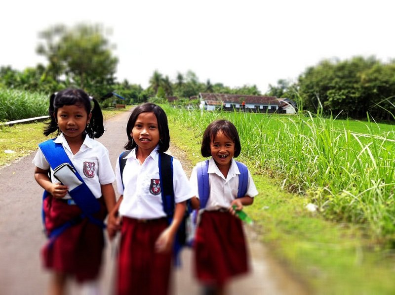 Mohon Tabah Ya Adik-adik yang Masih Sekolah. Tahun Ajaran Baru Ini, Jam Sekolah Tambah Jadi 8 Jam