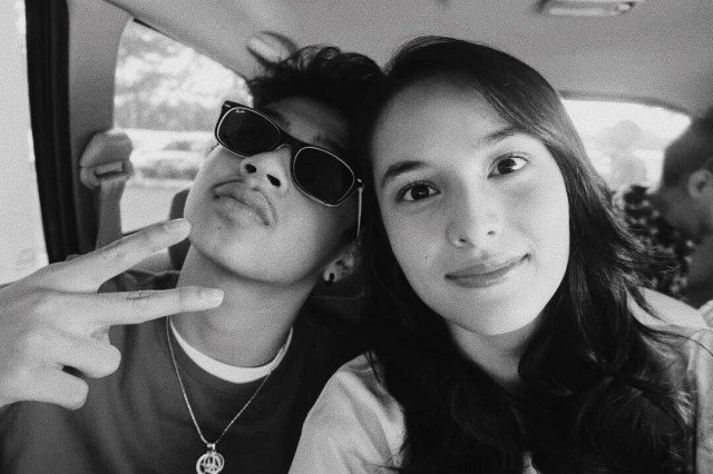 Chelsea Islan Jadian dengan Bastian Steel? Gimana Menurut Kalian?