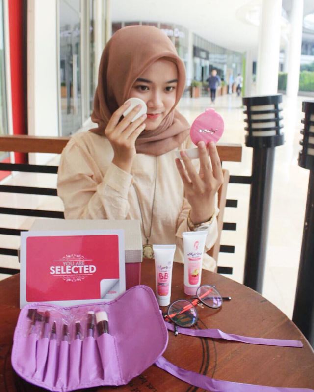 7 Tips Make up Anti Menor Ini Pas Banget Buat Dandan Sehari-hari