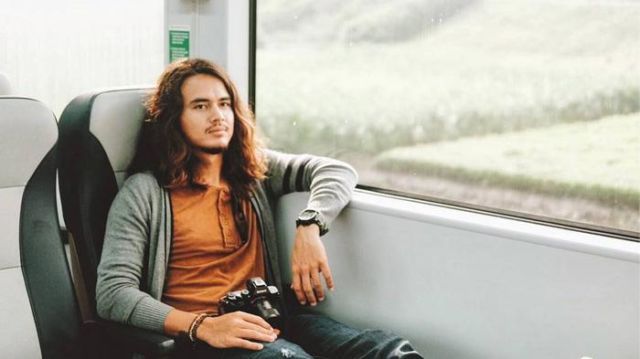 Lupakan Hamish Daud, 9 Cowok Ini Juga Keren dan Hobi Traveling Juga. Udah Cocok Jadi Idola!