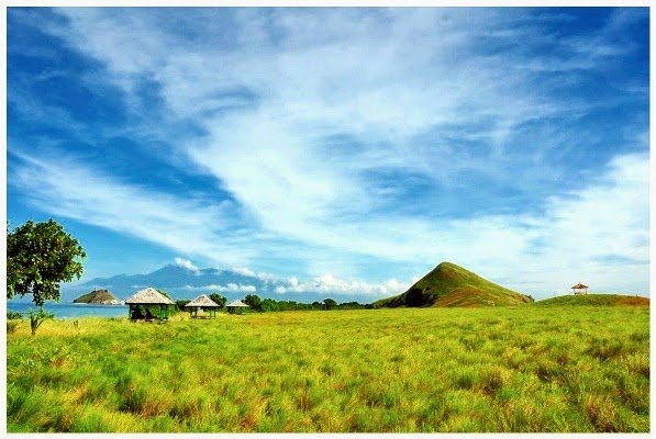 Sumbawa, Sebuah Surga Tersembunyi yang Akan Membuatmu Makin Jatuh Cinta dengan Indonesia