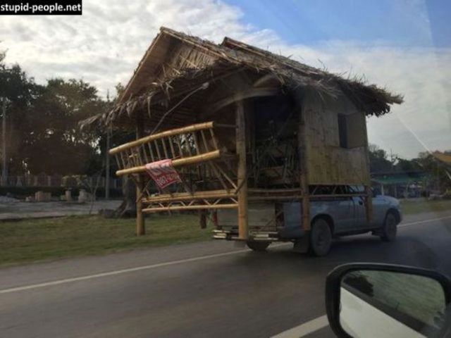 10 Foto Mobil yang Menderita Karena Dipaksa Bawa Muatan yang Membahayakan, Jangan Ditiru Pas Mudik!