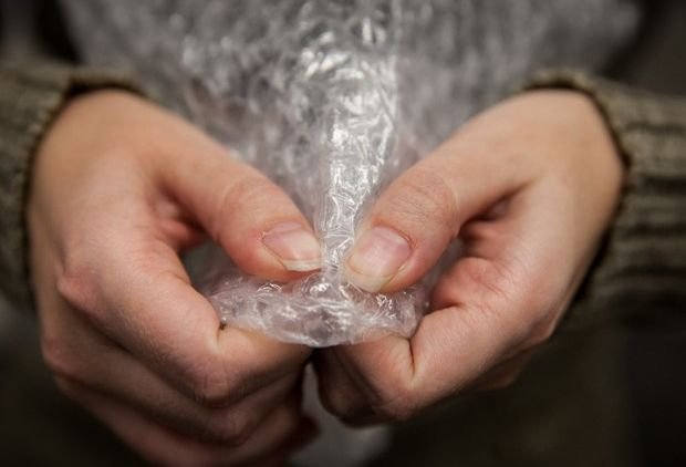 Fakta Di Balik Obsesi Dunia Sama Bubble Wrap. Ini Alasannya Main Bubble Wrap Bisa Sangat Memuaskan