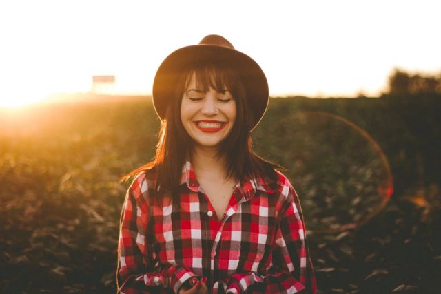 Wanita yang cerdas emosional