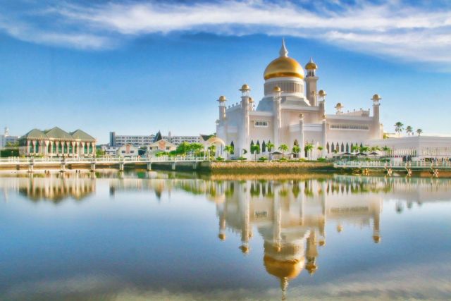 10 Fakta Tentang Negara Brunei yang Cukup Misterius. Pantesan Jarang Banget Ada Beritanya!