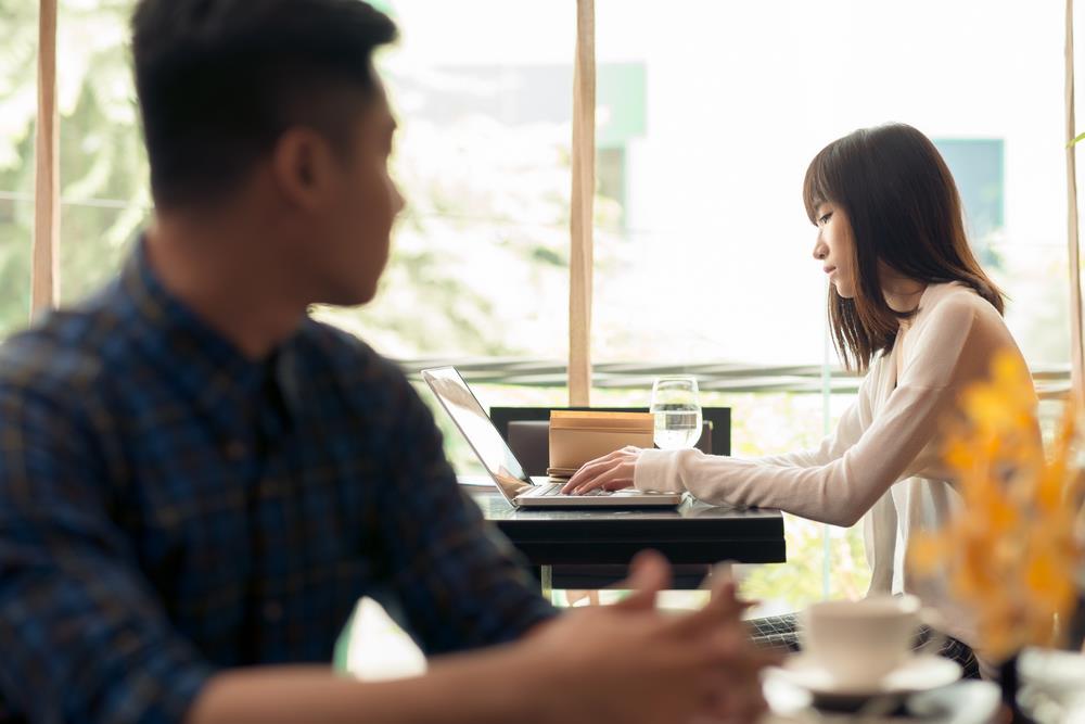 Ketika Saya Menjadi Orang yang Jatuh Cinta Diam-Diam