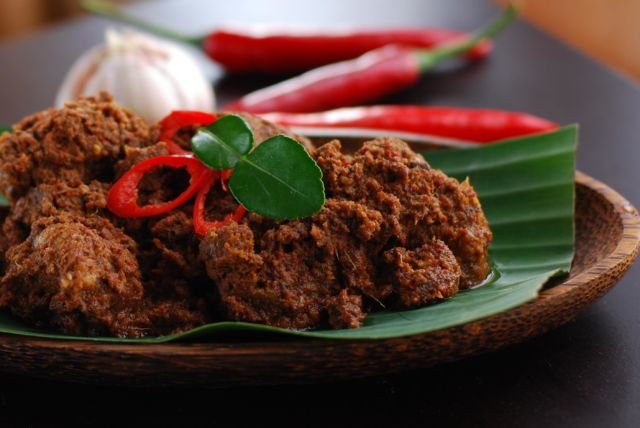 8 Hal yang Akan Terjadi Jika Semua Manusia di Bumi Berhenti Makan Daging