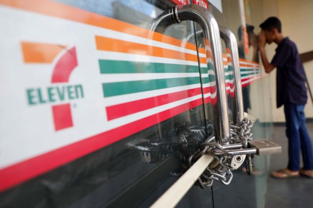 Selamat Tinggal 7-Eleven. Tongkrongan Anak Gaul yang Tak Mampu Bertahan di Persaingan