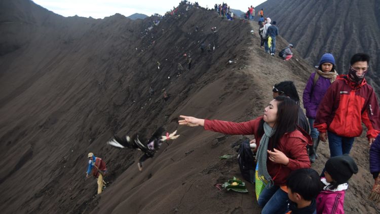 Catat, 10 Festival Wisata dan Budaya yang Nggak Boleh Kamu Lewatkan di Tahun 2018!