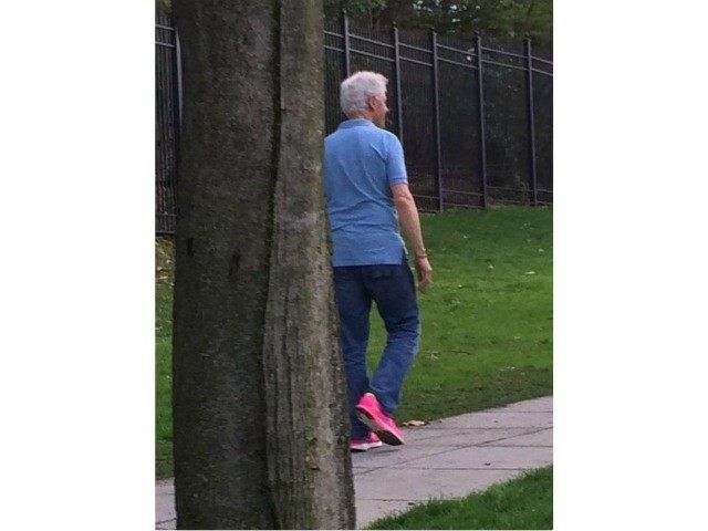 Clinton Jogging