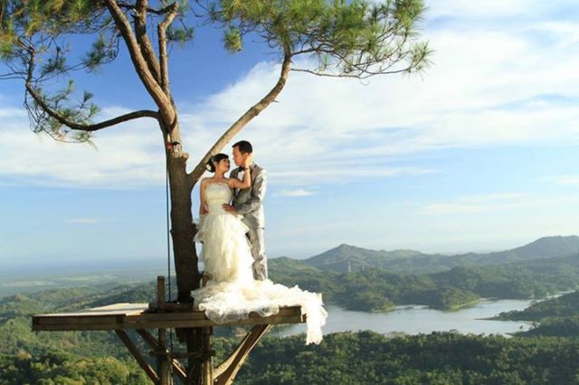 12 Destinasi Wisata Hits yang Cocok Buat Foto Pre Wedding. Aih Jadi Nggak Sabar Pengen Segera Nikah!