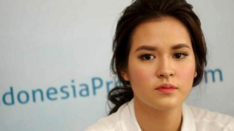 6 Alasan Ini Akan Membuatmu Bangga Punya Pipi Tembem. Udah Cantik, Imut Pula!