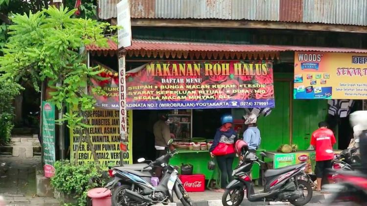 Unik dan Bikin Heboh, Ada Warung Makanan Roh Halus di Jogja. Menunya Apa Saja ya?