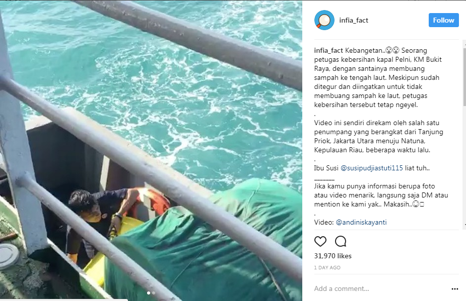 Seorang Petugas PT. PELNI Membuang Sampah dari Atas Kapal ke Laut. Bu Susi, Tolong Tenggelamkan!