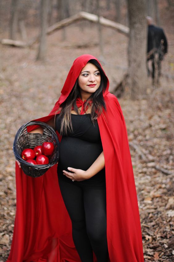 11 Parade Kostum Ibu Hamil yang Super Kreatif dan Unik . Sesi Photoshoot Jadi Makin Asyik!