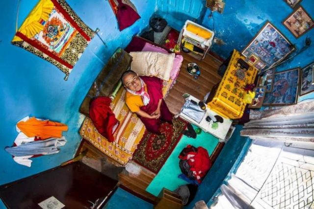 Fotografer Ini Memotret Kamar Tidur dari Berbagai Negara di Dunia. Bisa Banyak Belajar Budaya Lain!