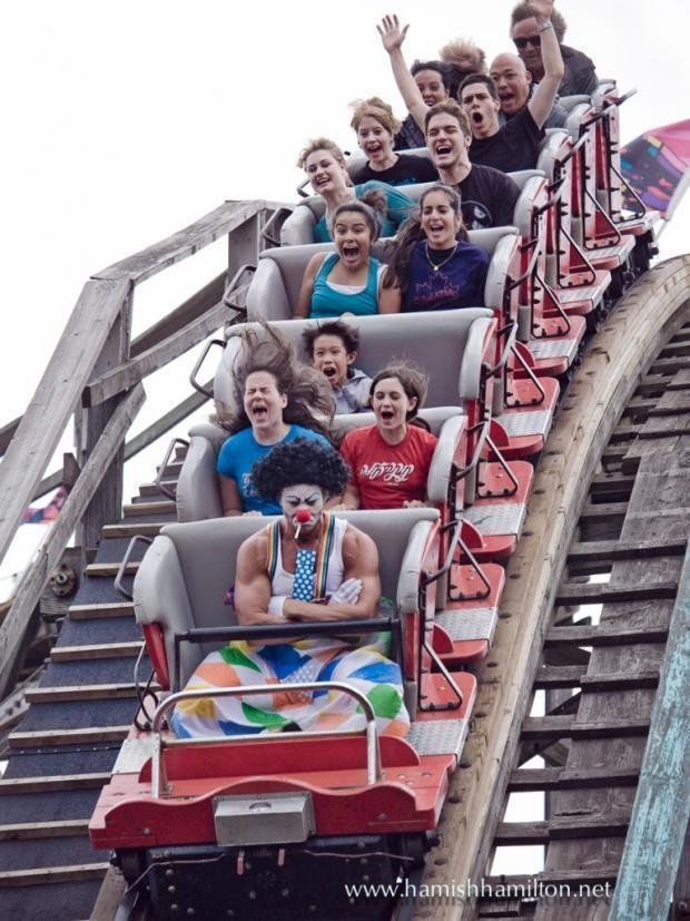 Kumpulan Foto Ekspresi Para Penunggang Roller Coaster. Asli Bisa Bikin Tertawa Ngakak Lihat Mereka