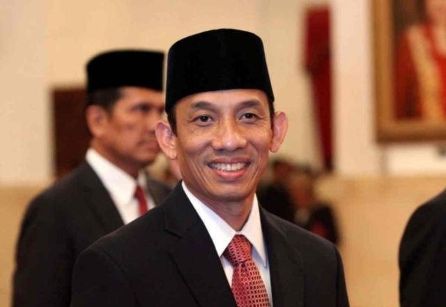 Rela Lepaskan Gaji Tinggi Demi Membangun Negeri, 5 Tokoh Bangsa Ini Patut Diapresiasi