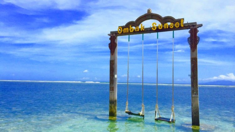 Tips Liburan Hemat di Lombok