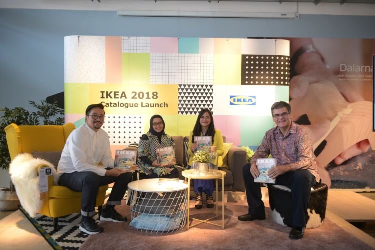 Jika Kamu Merasa Ruang Keluargamu Kurang Nyaman, Coba Cari Solusinya di Katalog Baru IKEA