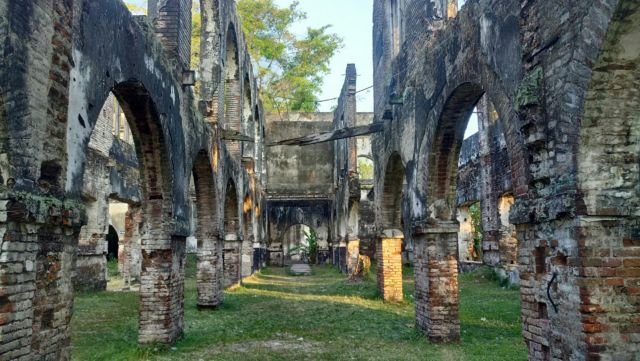 ini potret di dalam benteng pendem