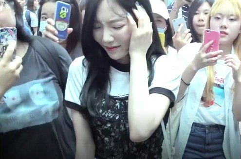 Diundang ke Countdown Asian Games di Indonesia, Taeyeon SNSD Geram dengan Ulah Fans di Bandara!