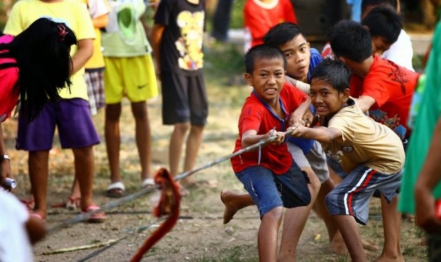 Macam-Macam Gaya Anak Waktu Lomba 17-an!