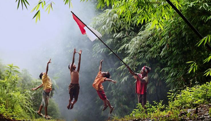 Dirgahayu Negeriku, Maafkan Bila Belum Mengabdi Sepenuh Hati