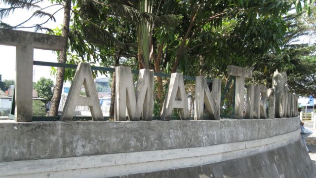 Taman Tirtonadi