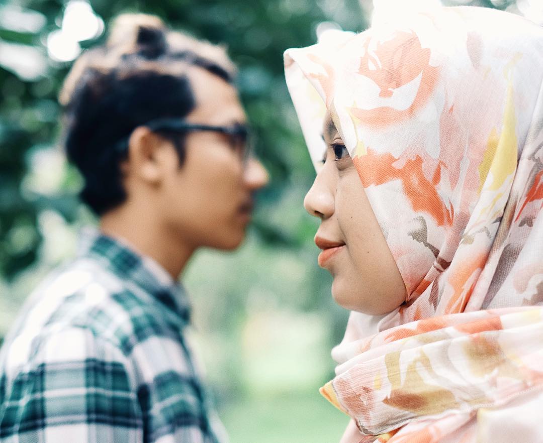 Jadilah Cewek Cerdas dengan Memahami 3 Perbedaan Gombal dan Romantis Berikut Ini!