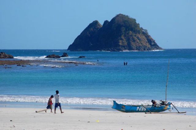 Ternyata Ada Pulau Terlarang di Lombok. Mitosnya, Semua yang Datang ke Sana Akan Mati!