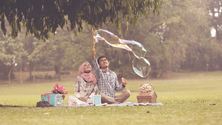 Bila Cinta dan Sayang, Ajak Dalam Taat Bukan Dalam Maksiat