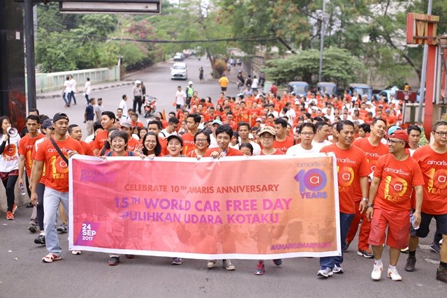 Fun Walk Bersama Amaris Hotel di Hari Jadinya yang Ke-100. Seru!