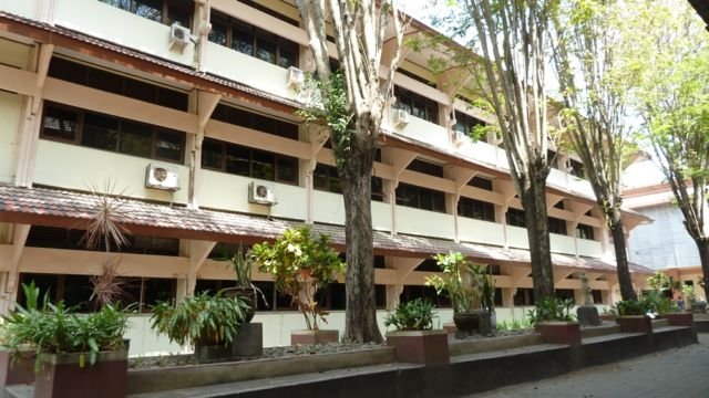 PBSI UNY: Mengintip Suku Sastra yang Merdeka di Kampus Seni #TualangKampus