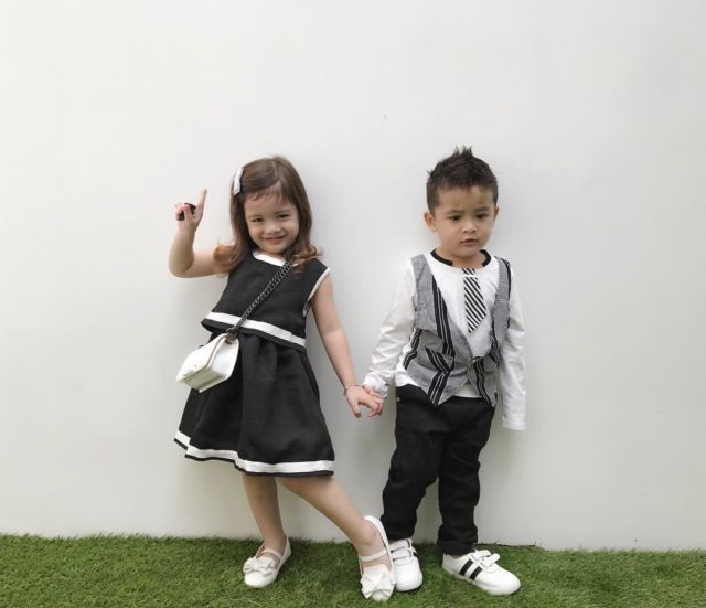 Galeri 12 Potret si Kembar Zac dan Zoe Anak Jonathan Frizzy. Selain Lucu, Mereka Juga Stylish Abis