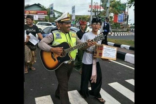 6 Hal yang Sudah Orang Lakukan Untuk Pengungsi Gunung Agung. Fix Bikin Terharu!