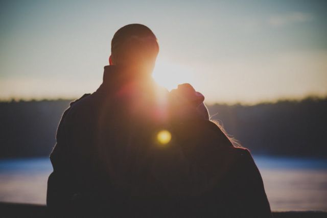 love-couple-sunset-sunrise