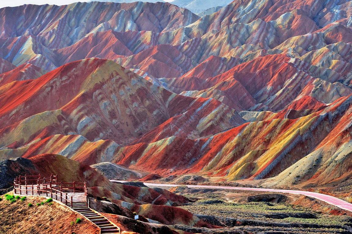 12 Warna Spektakuler di Dunia Ini Tercipta Berkat Kekuatan Alam. Murni Natural dan Bukan Rekaan!