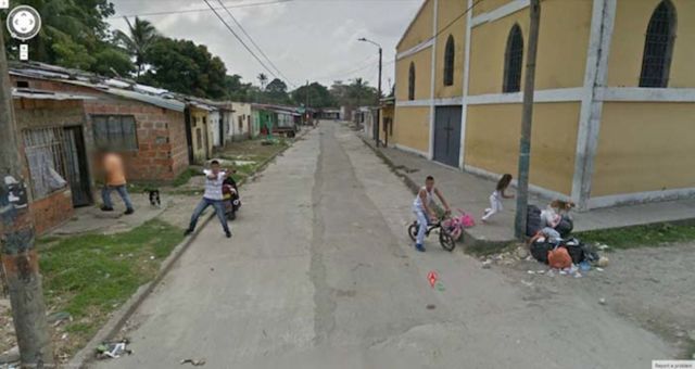 15 Foto Aneh yang Tertangkap oleh Google Maps. Ngeri Banget Sih