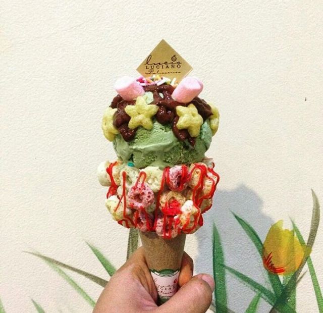 8 Es Krim yang Hits dan Instagramable di Bandung. Rasanya Maknyus!