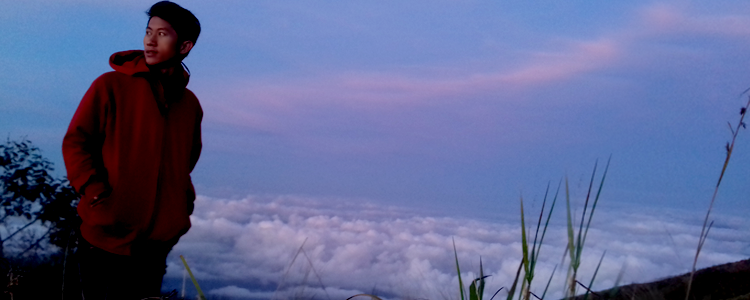 Pesona Alam Merbabu yang Membuat Semangat Semakin Menggebu