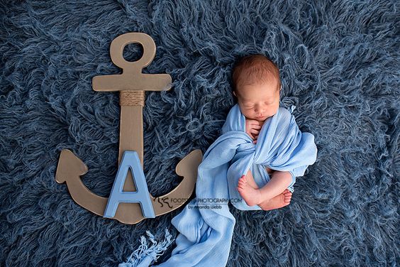 15 Inspirasi Foto Bayi Baru Lahir yang Super Kece. Temanya Bisa Kamu Sontek Nih