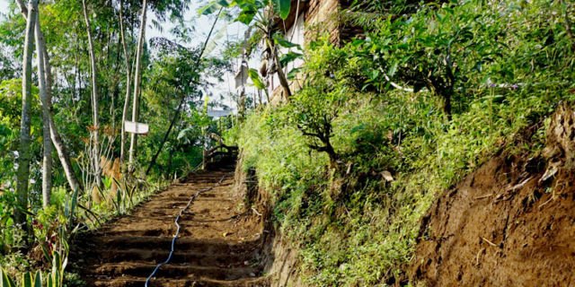 Jalur Setelah Pintu Masuk