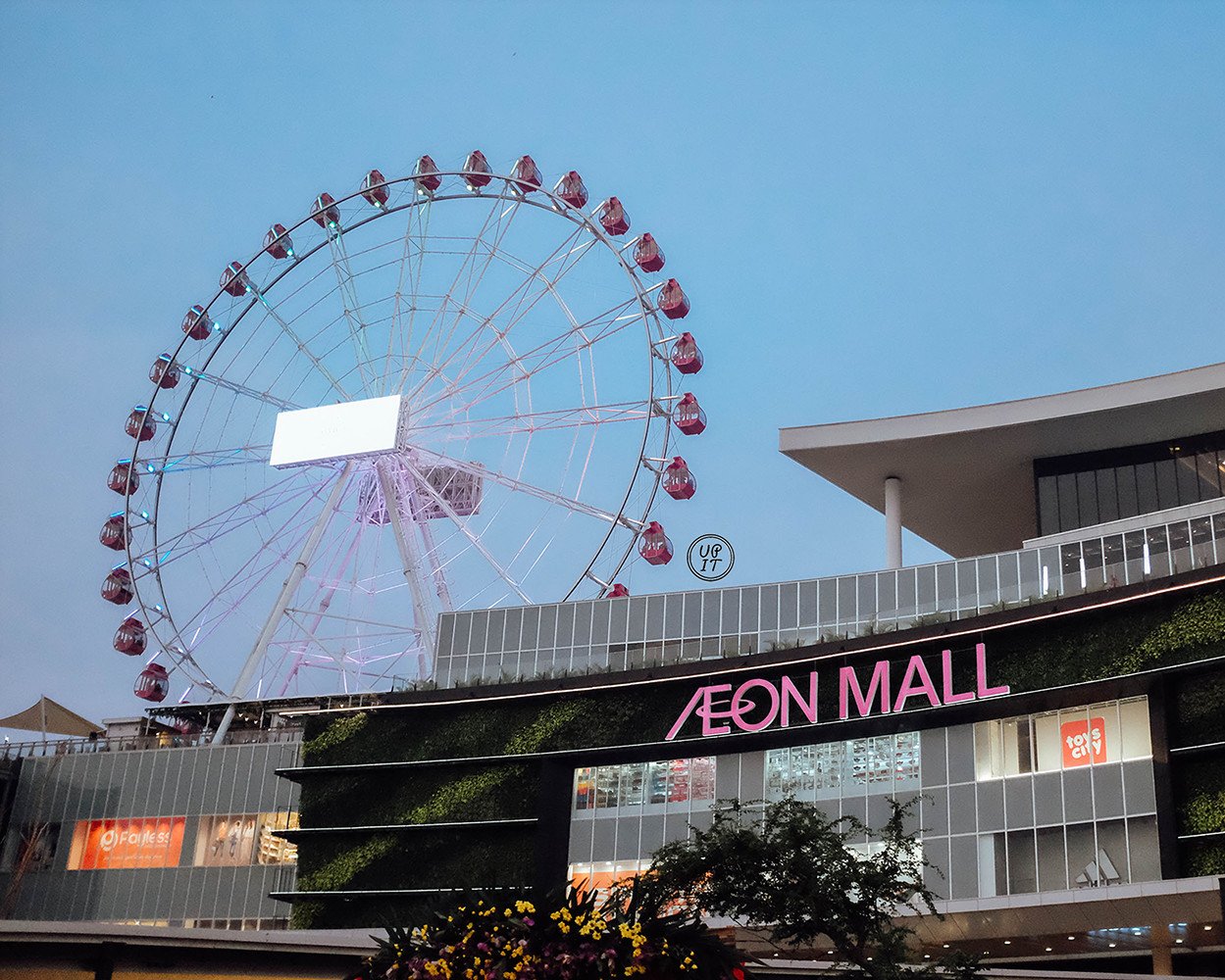 5 Alasan Kamu Harus Naik J-Sky Ferris Wheel, Kincir Ria Tertinggi di Indonesia